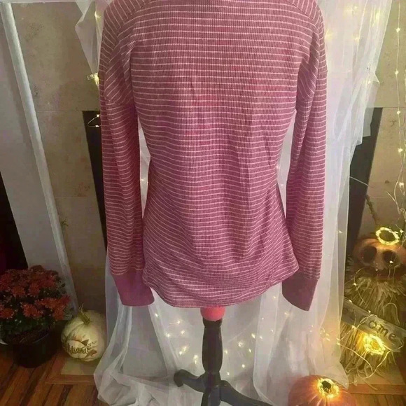 Ocean +Coast Women’s Pink & White Striped Long sleeve. Small. NWT. - Picture 2 of 4